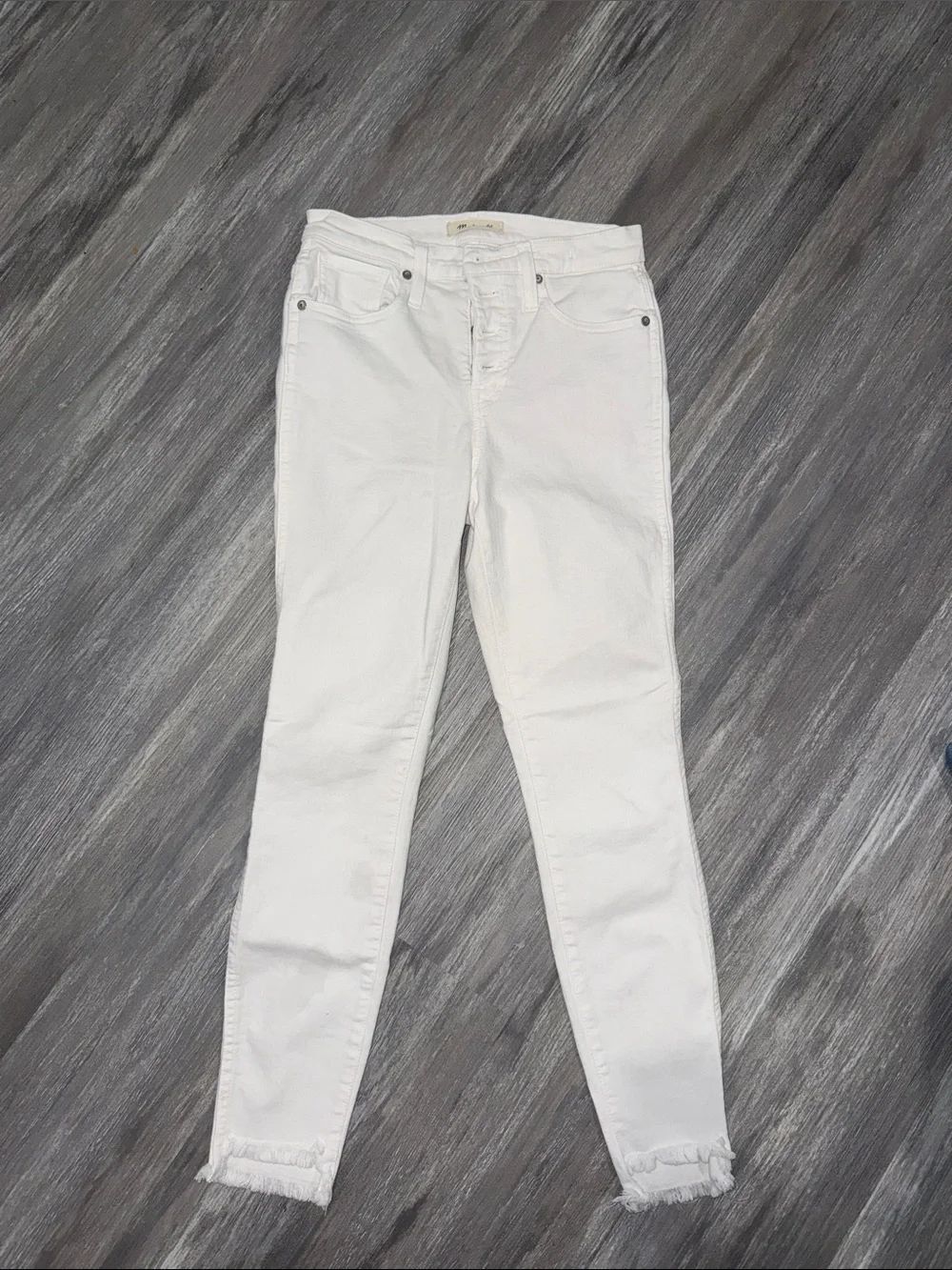 Madewell White High-Rise Skinny Jeans with Frayed Hem